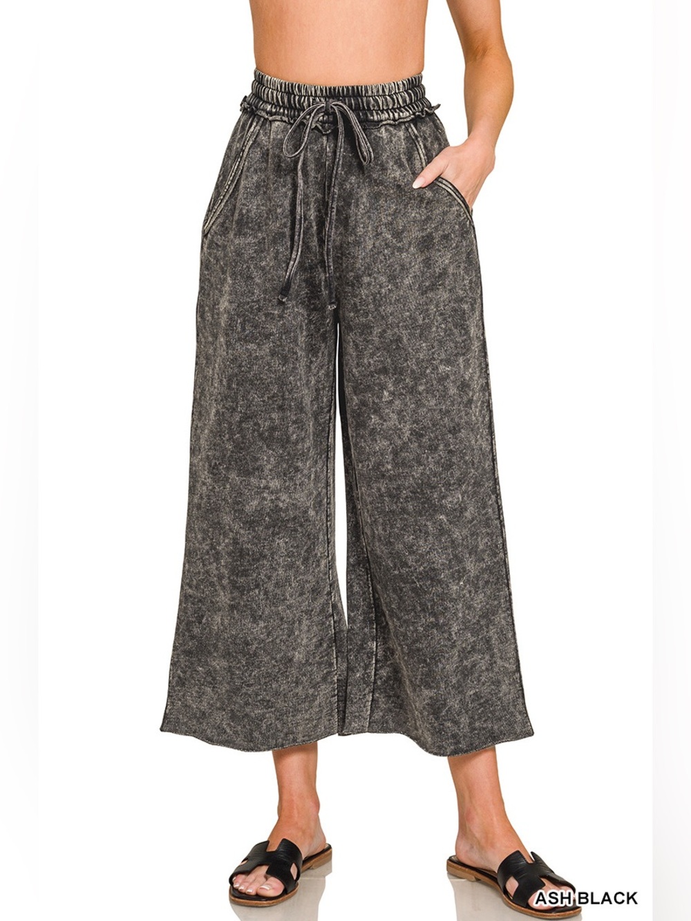 Zenana Outfitters Ash Black Wide-Leg Cropped Lounge Pants